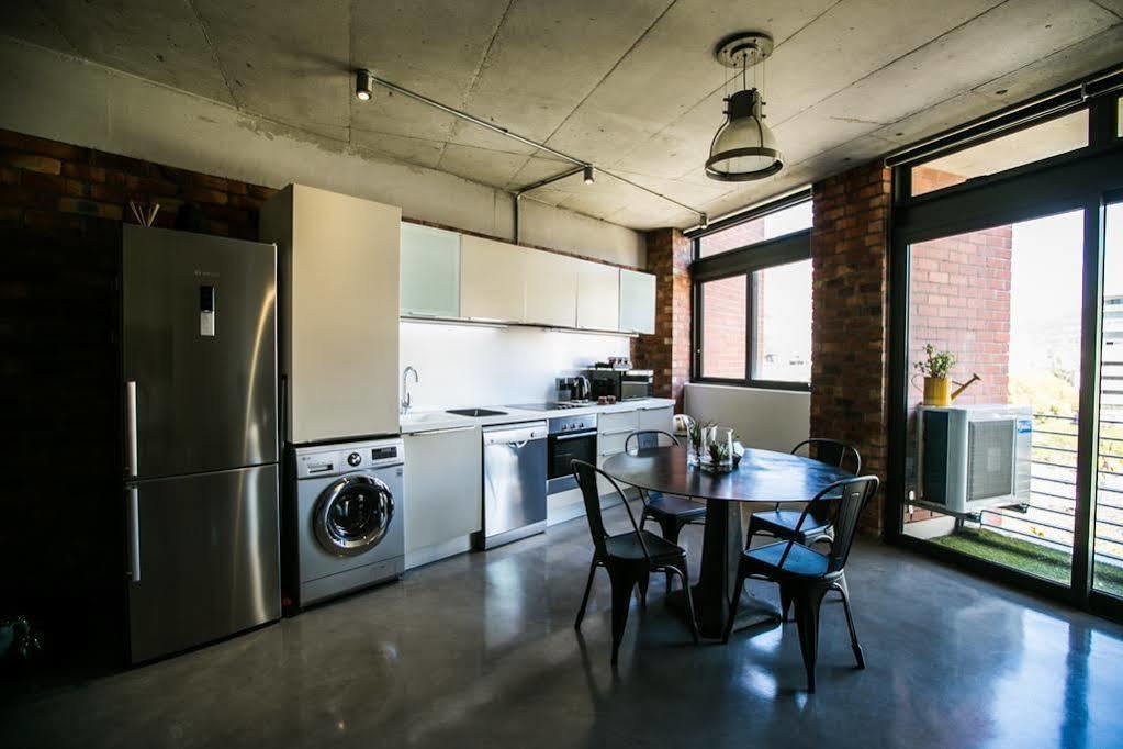 Designer Lofts On Prestwich Apartment Кейптаун Екстериор снимка