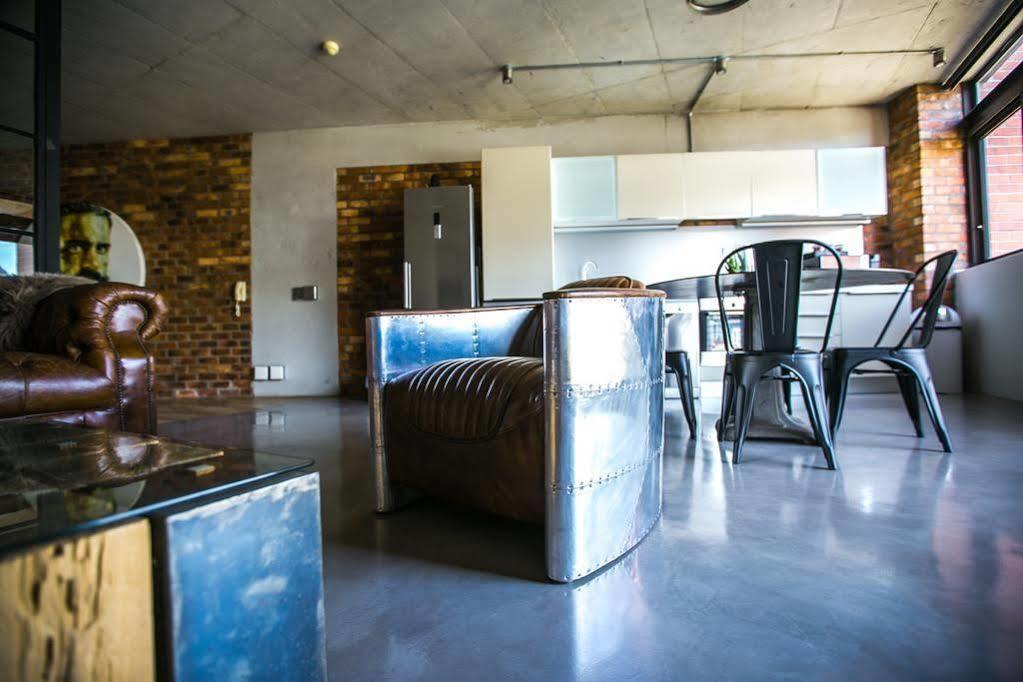 Designer Lofts On Prestwich Apartment Кейптаун Екстериор снимка